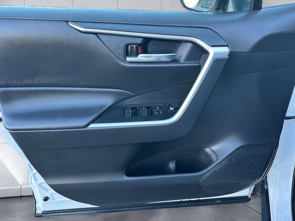 Used 2024 Toyota RAV4 XLE image 12