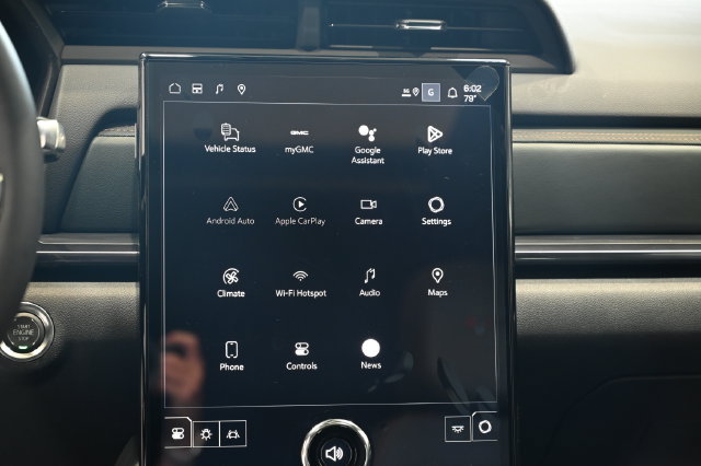 New 2026 GMC Terrain AT4 w/ Convenience Package III AWD/4WD image 15