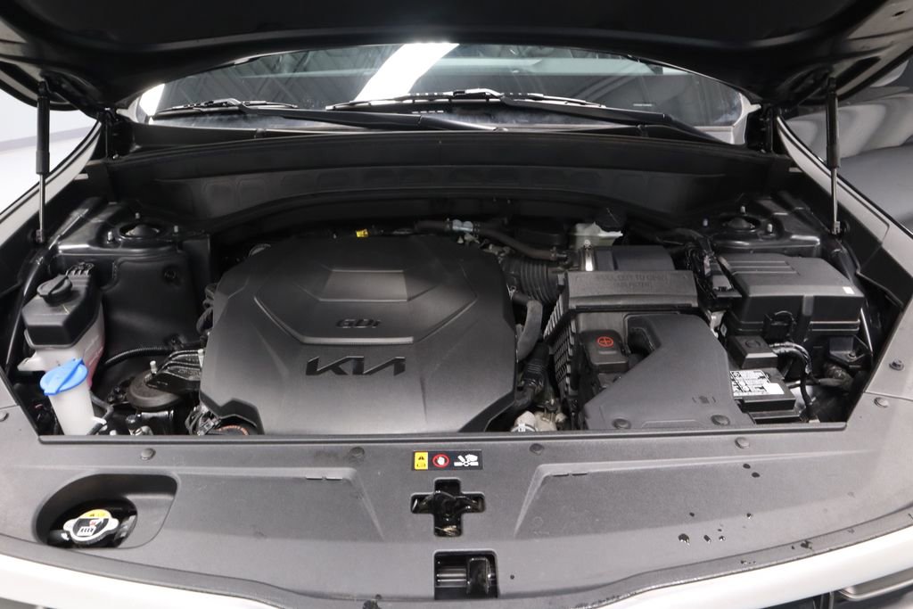 Used 2025 Kia Telluride S FWD image 36