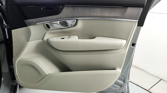 New 2026 Volvo XC90 B6 Ultra w/ Protection Package AWD/4WD image 43