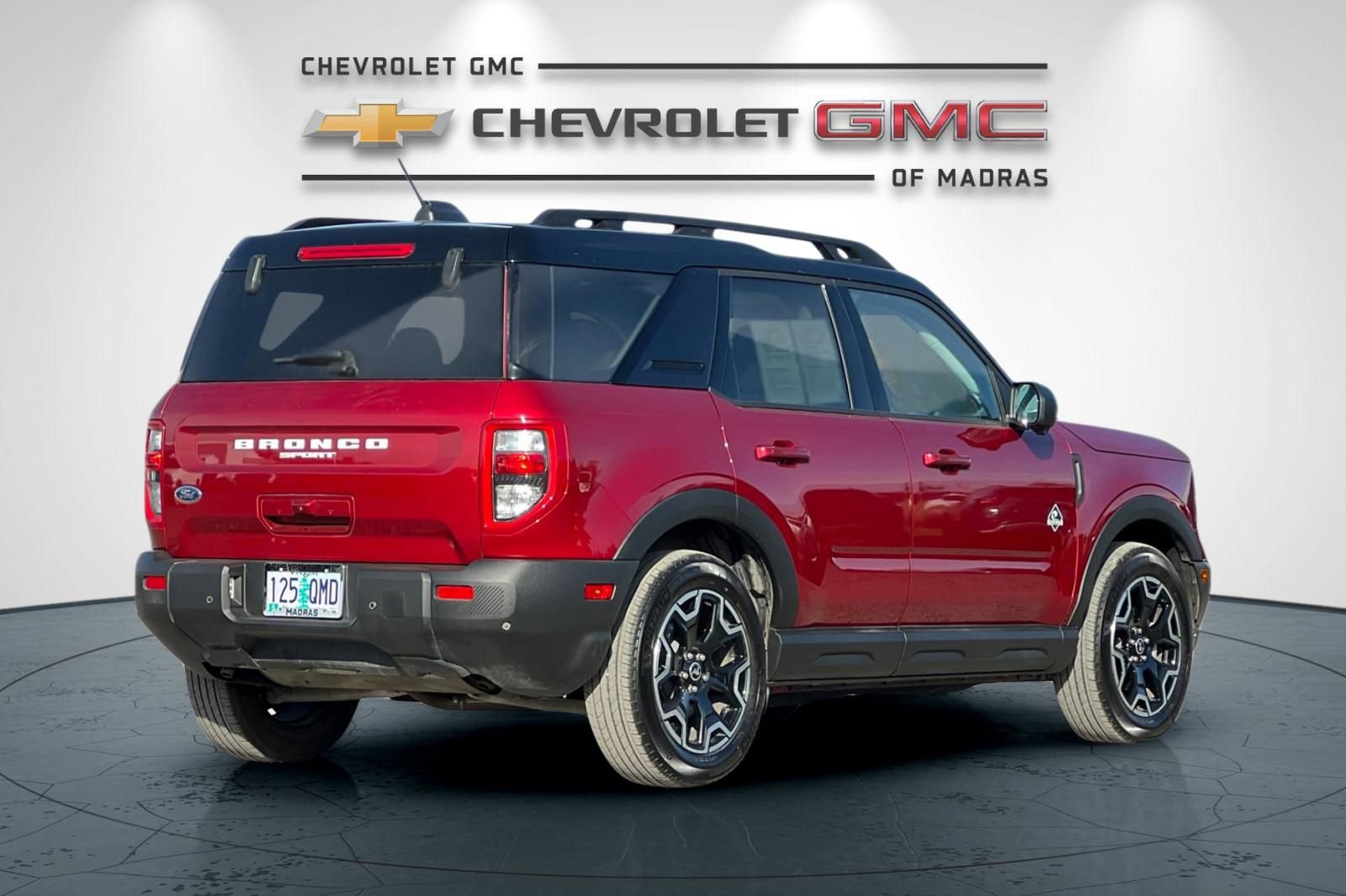 Used 2025 Ford Bronco Sport Outer Banks w/ Outer Banks Tech Package+ image 3