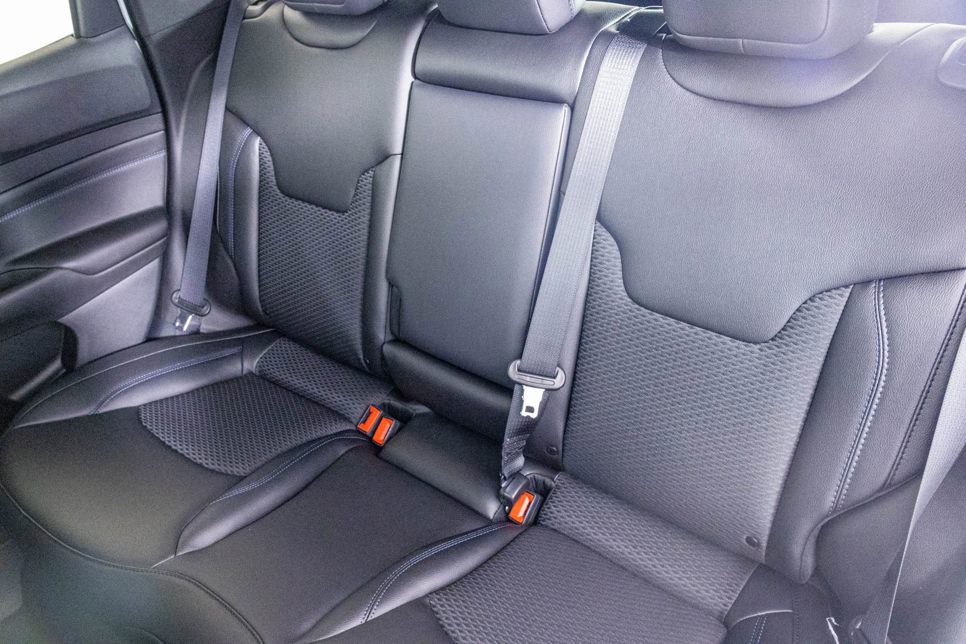 New 2026 Jeep Compass Latitude image 28