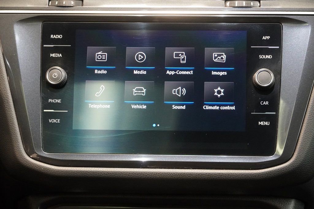 Used 2019 Volkswagen Tiguan S image 20