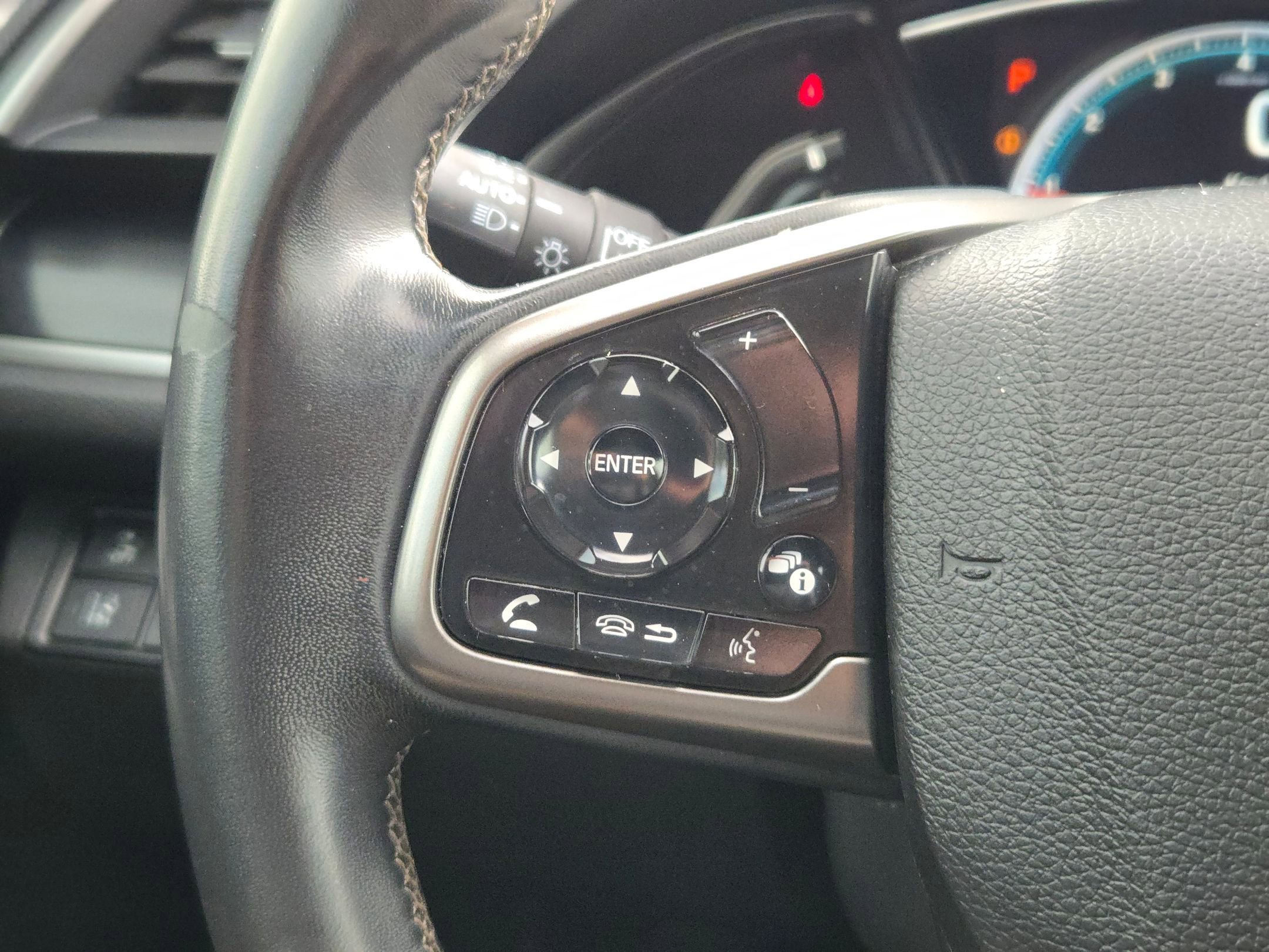 Used 2020 Honda Civic EX-L image 22