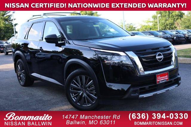 Certified 2025 Nissan Pathfinder SL w/ SL Premium Package AWD/4WD image 1