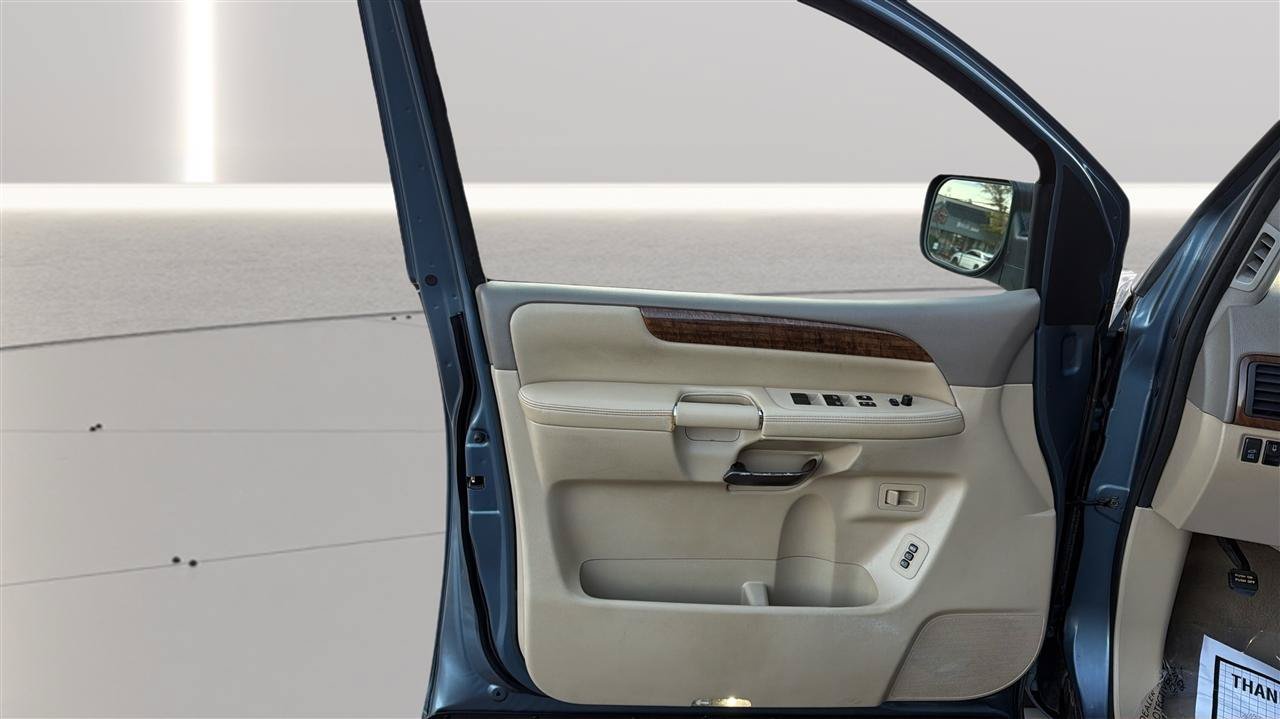 Used 2011 Nissan Armada Platinum AWD/4WD image 19
