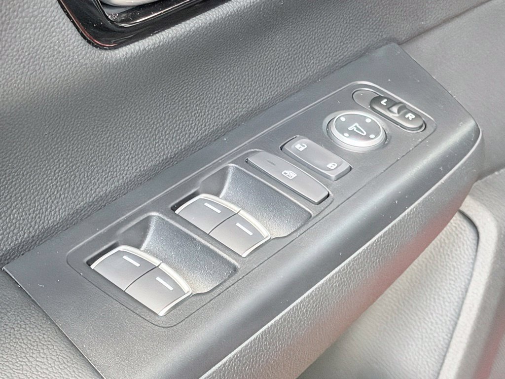 Used 2026 Honda CR-V Sport Touring image 12