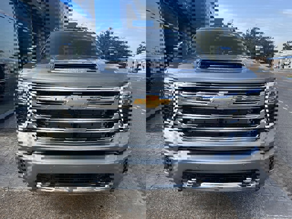 New 2026 Chevrolet Silverado 3500 High Country w/ High Country Premium Package image 2