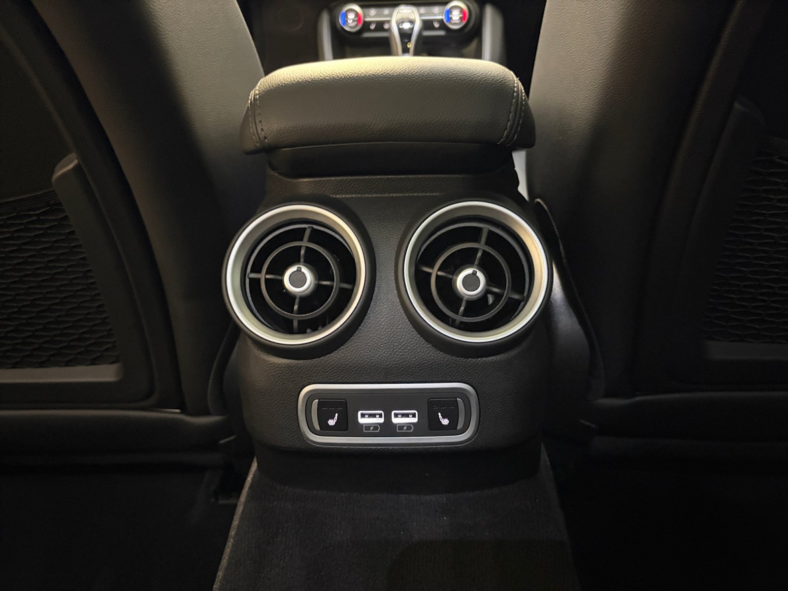 Used 2024 Alfa Romeo Giulia Ti AWD/4WD image 46