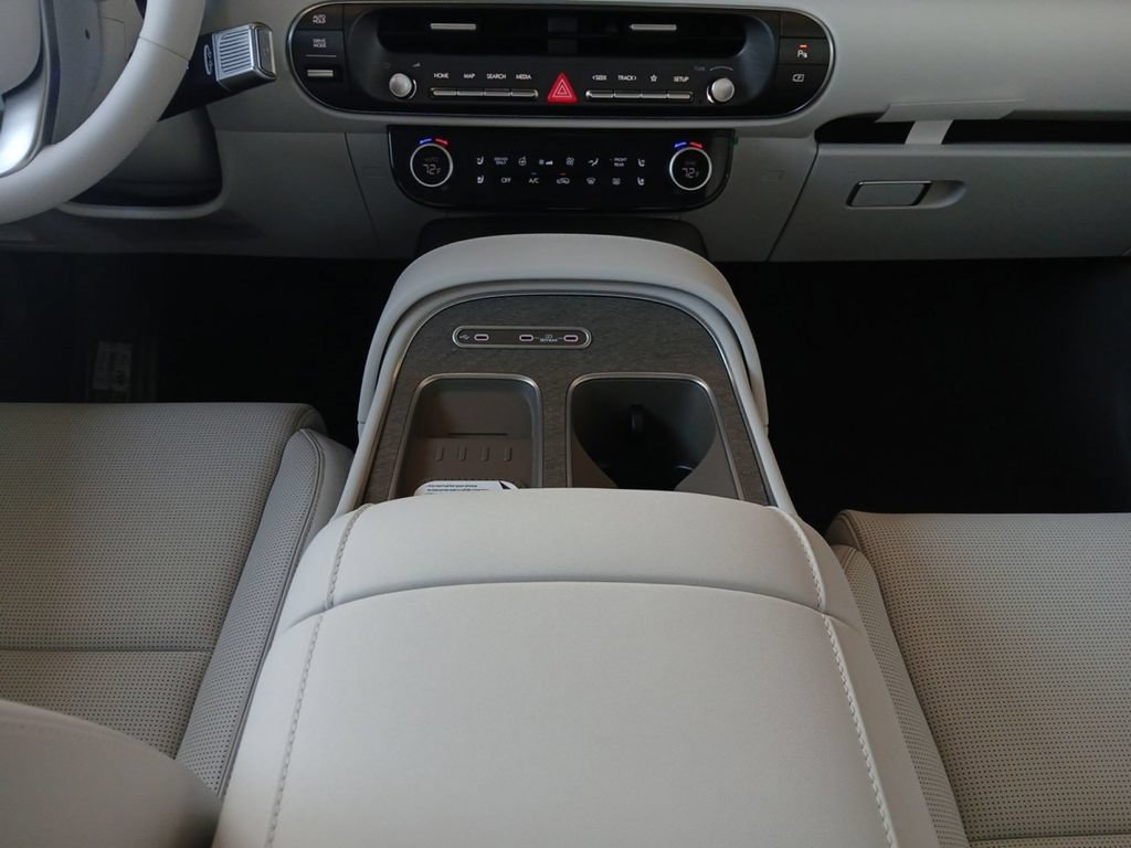 New 2026 Hyundai Palisade SEL Premium FWD image 11