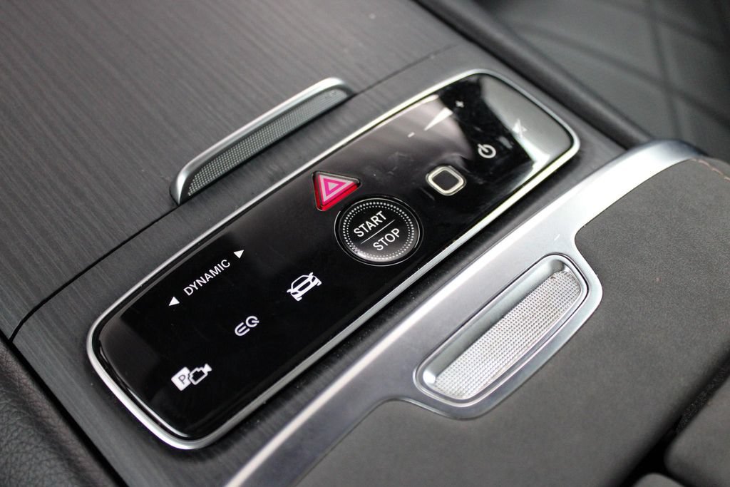 Used 2023 Mercedes-Benz EQS 580 4MATIC SUV w/ Exclusive Trim Package image 38