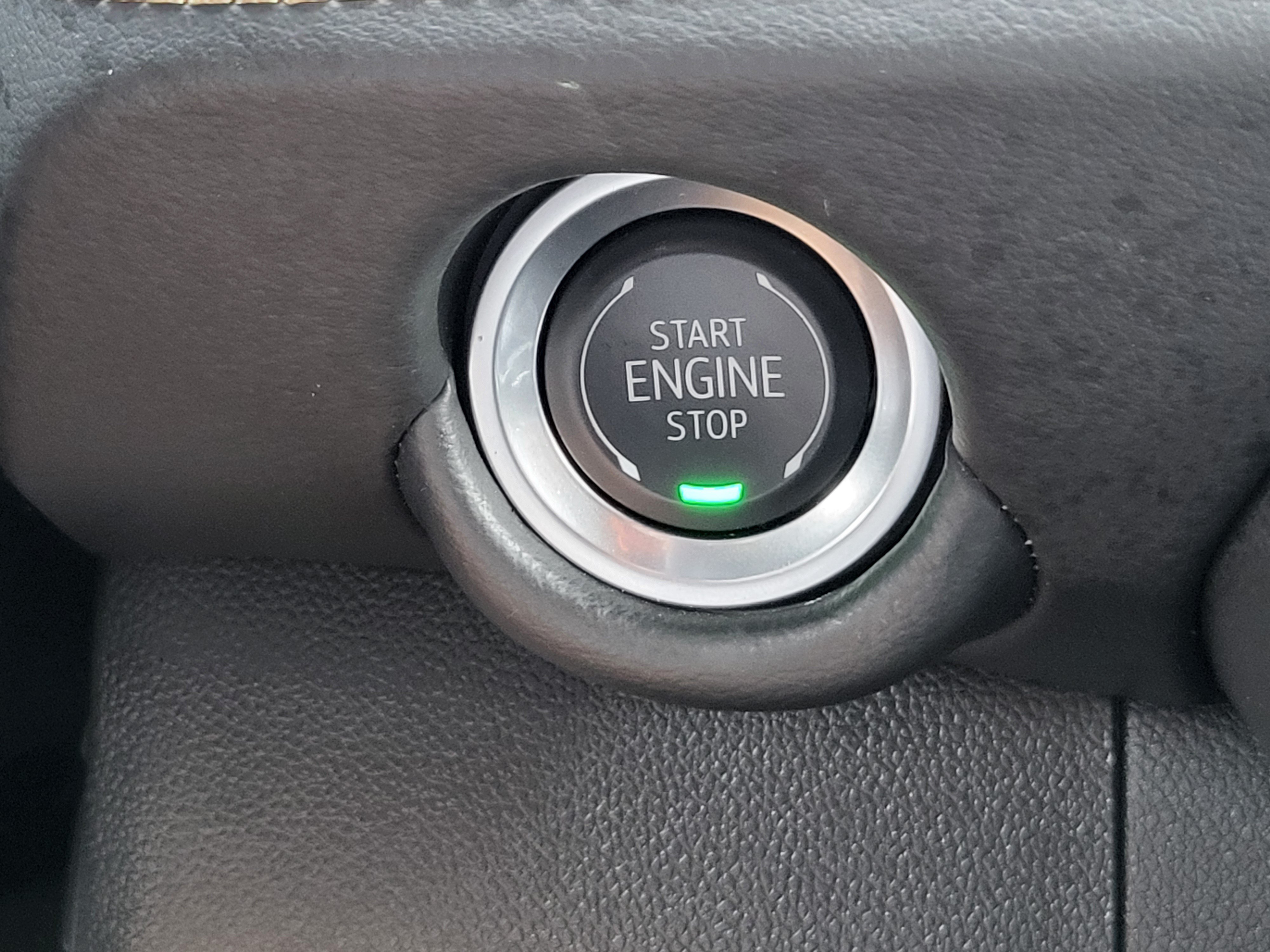 Certified 2025 Chevrolet Tahoe Premier AWD/4WD image 18
