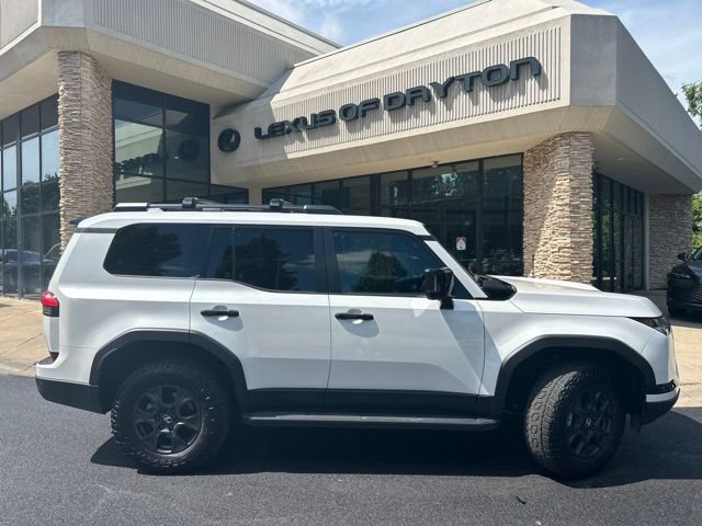 Certified 2025 Lexus GX 550 w/ Accessory Package (CT) AWD/4WD image 8
