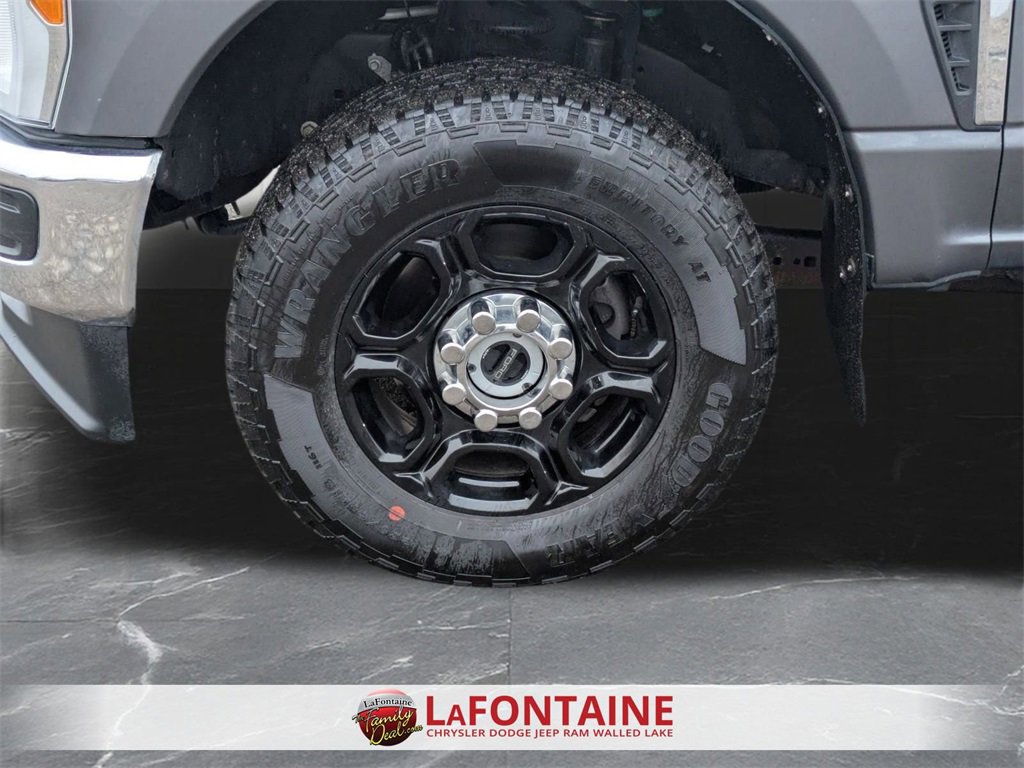 Used 2023 Ford F250 XLT image 28