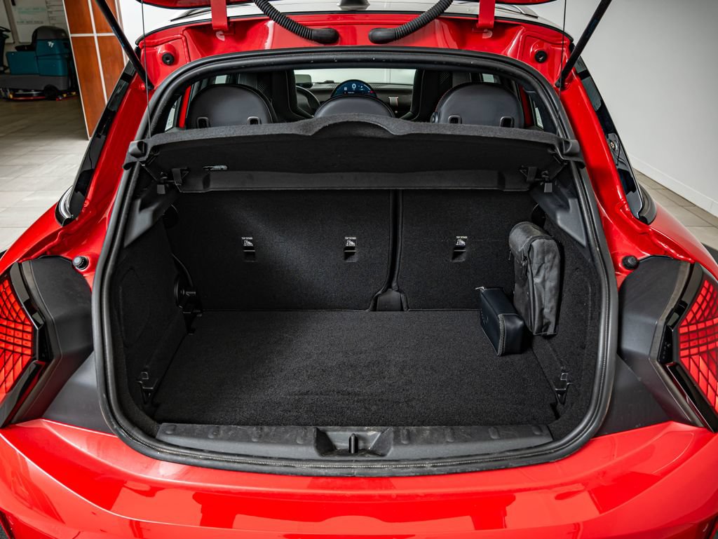 Certified 2025 MINI Cooper S FWD image 38