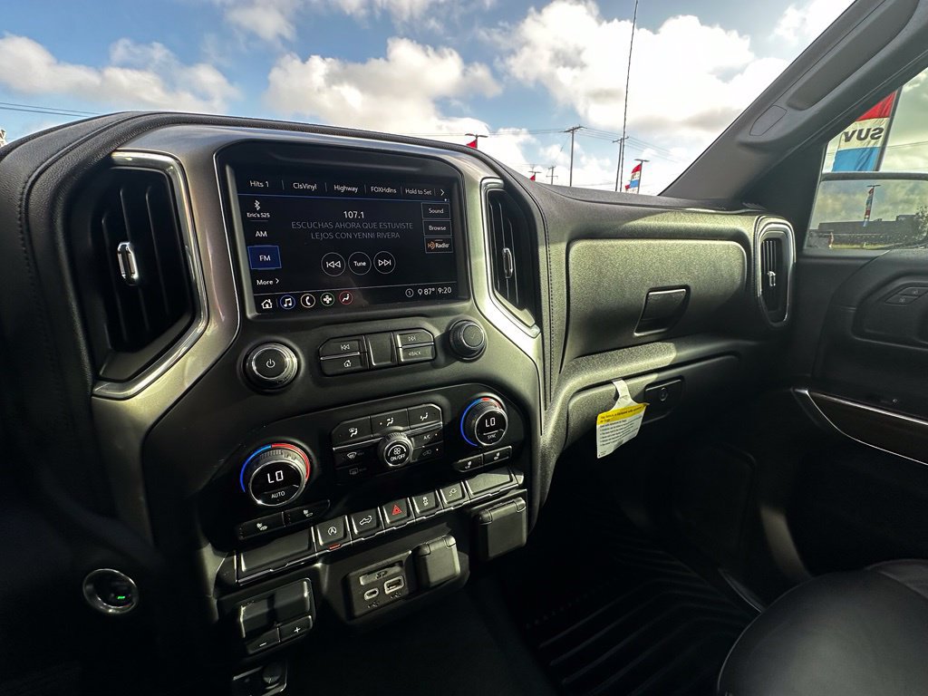 Used 2020 Chevrolet Silverado 1500 LT w/ Texas Edition RWD image 16