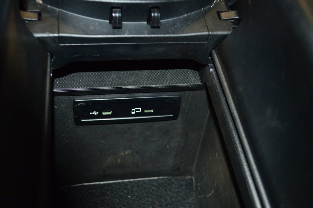 Certified 2022 Mercedes-Benz GLC 300 image 32