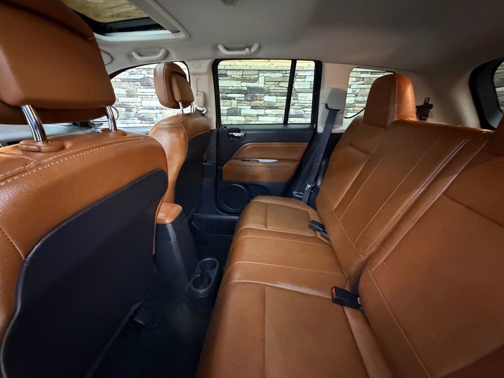 Used 2016 Jeep Compass High Altitude image 24