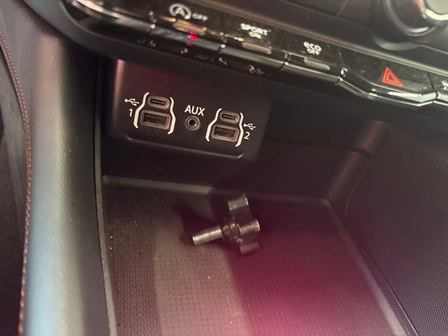 Used 2025 Dodge Durango GT AWD/4WD image 36