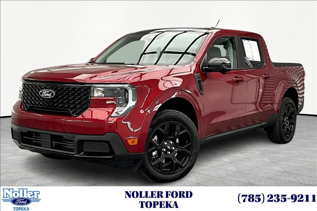 Used 2025 Ford Maverick Lariat w/ Black Appearance Package