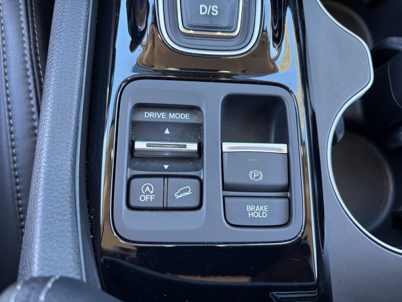 Used 2025 Honda Pilot EX-L image 24
