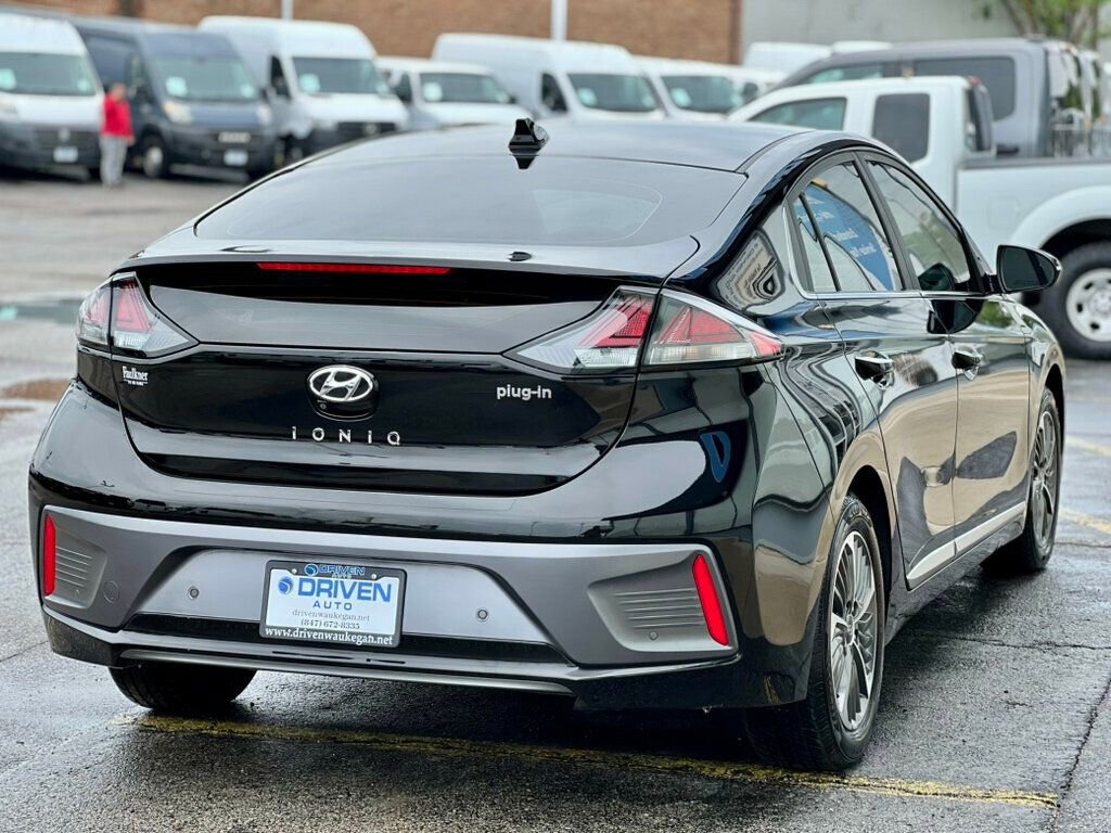 Used 2021 Hyundai Ioniq Limited FWD image 5