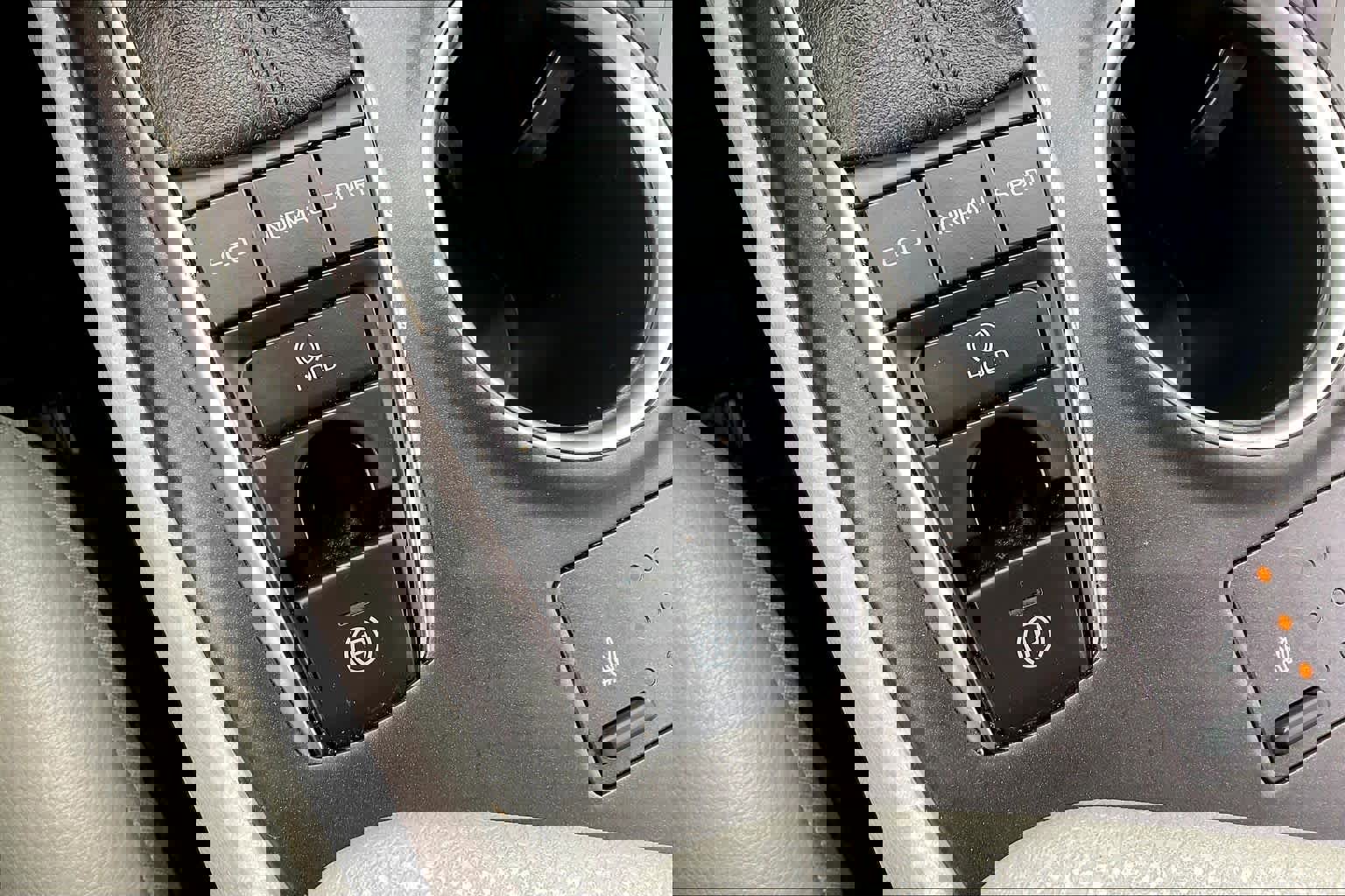 Used 2024 Toyota Camry XLE w/ Navigation Package image 33