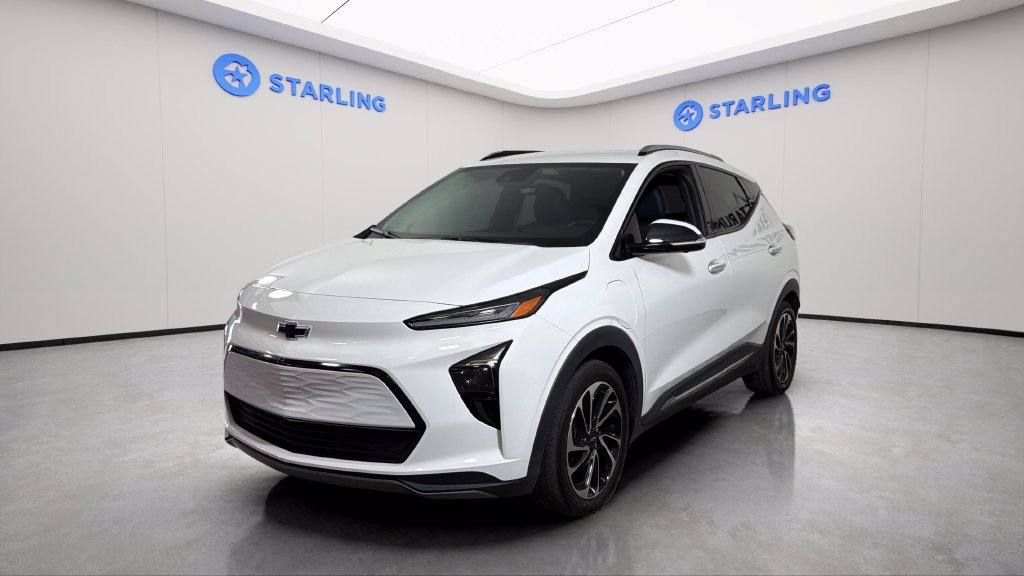 Certified 2023 Chevrolet Bolt EUV Premier FWD image 2