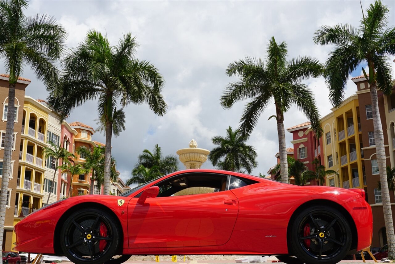 Used 2010 Ferrari 458 Italia Coupe RWD image 28