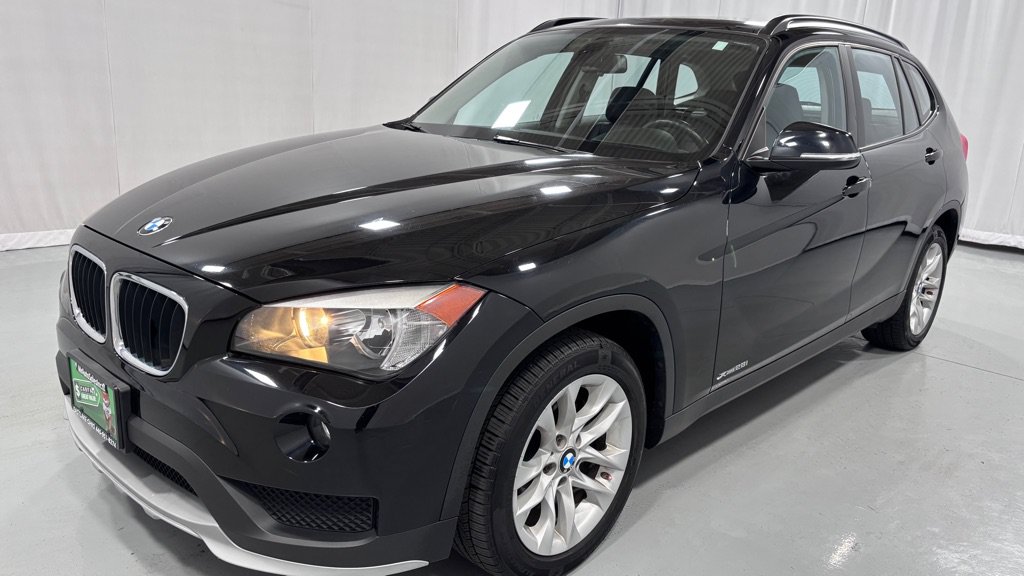 Used 2015 BMW X1 xDrive28i AWD/4WD image 1