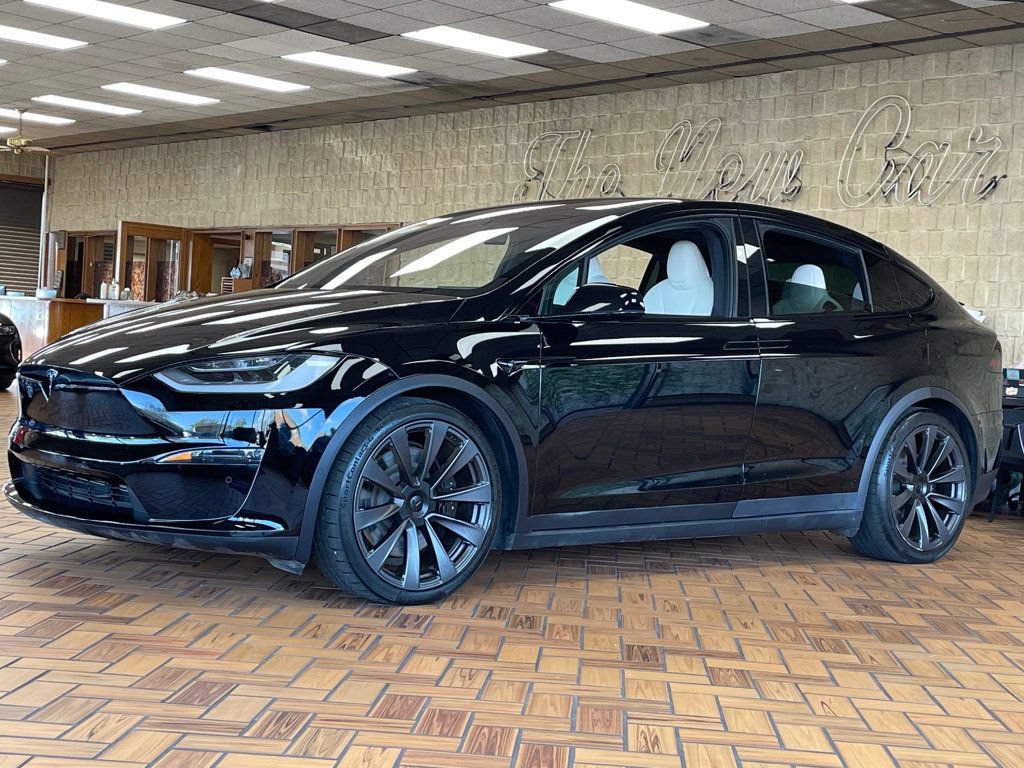 Used 2022 Tesla Model X Plaid AWD/4WD image 5