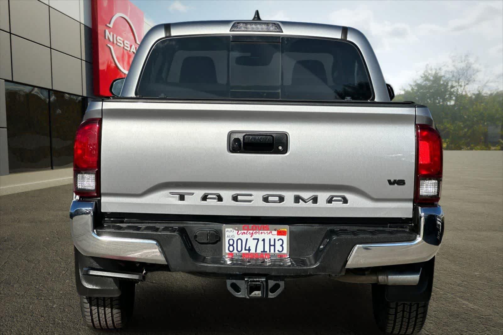 Used 2021 Toyota Tacoma SR5 RWD image 8