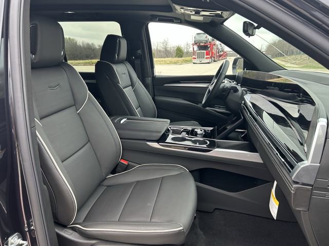 New 2026 Cadillac Escalade Sport w/ Touring Package AWD/4WD image 22