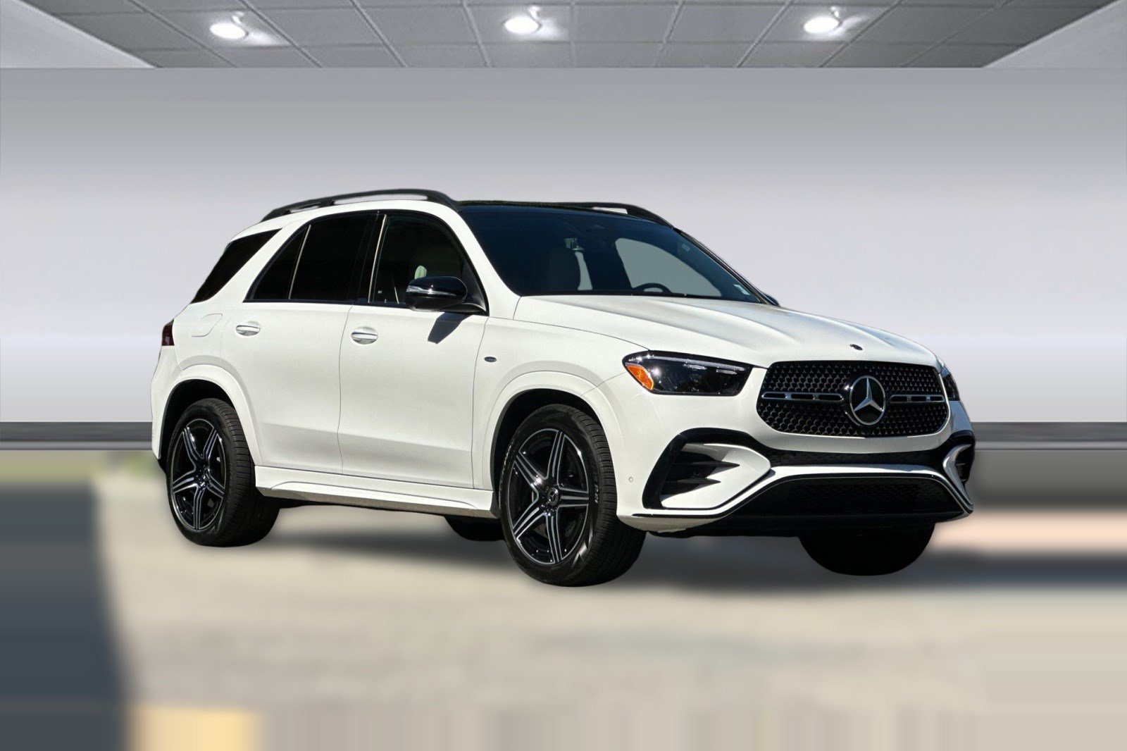 Certified 2025 Mercedes-Benz GLE 450e 4MATIC image 6