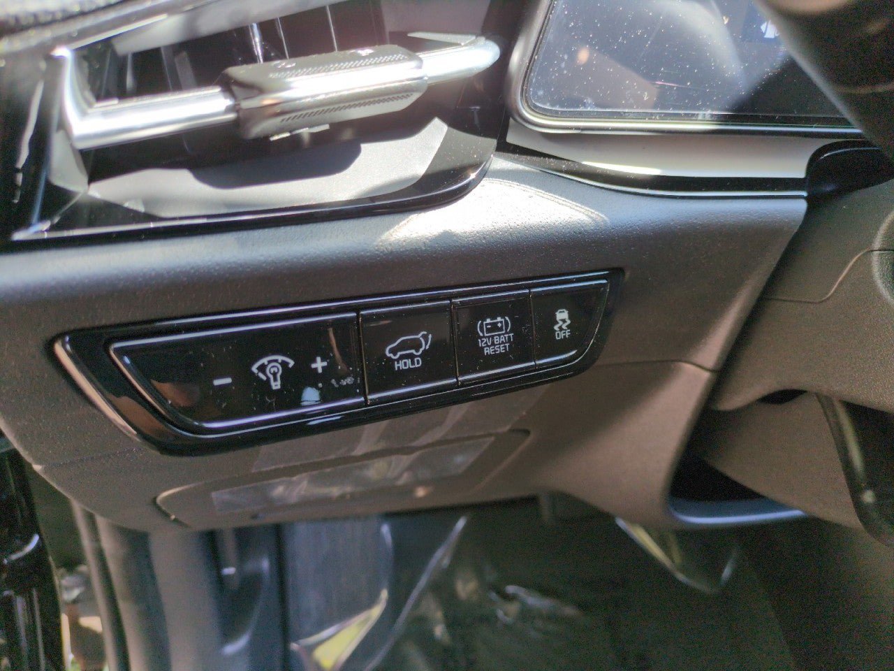 New 2026 Kia Niro EX FWD image 16