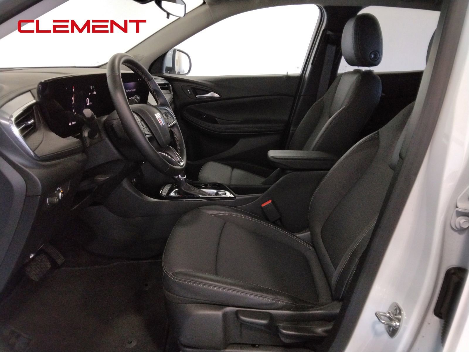 Used 2025 Buick Encore GX Preferred image 26