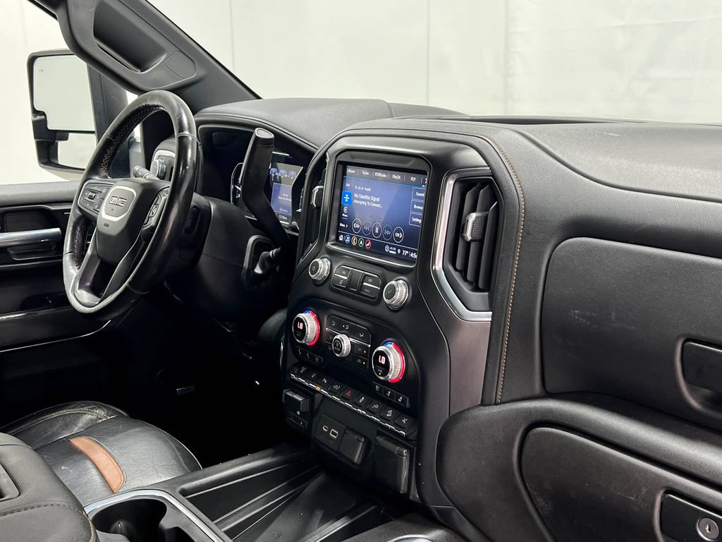 Used 2021 GMC Sierra 2500 AT4 w/ AT4 Premium Plus Package AWD/4WD image 24