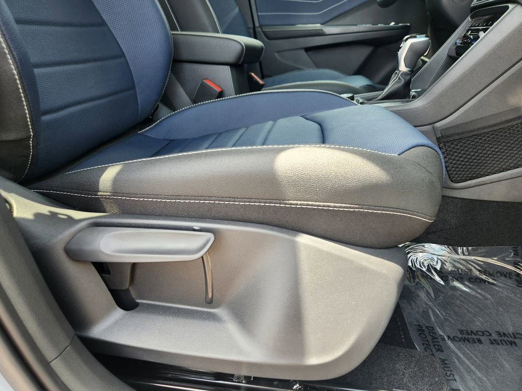 New 2025 Volkswagen Taos SEL image 19