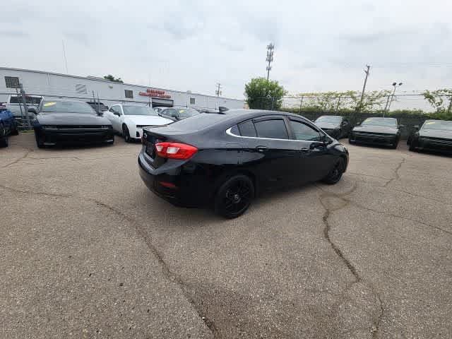 Used 2017 Chevrolet Cruze LT w/ Convenience Package FWD image 15