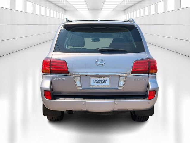 Used 2008 Lexus LX 570 4WD w/ Technology Pkg image 6