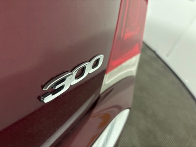 Used 2018 Chrysler 300 Limited w/ Safetytec Plus Group image 50