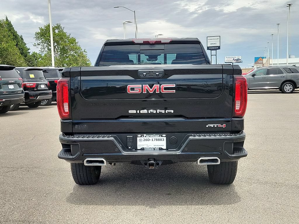 Used 2023 GMC Sierra 1500 AT4 w/ Technology Package AWD/4WD image 11