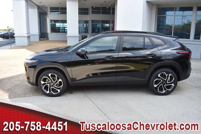 New 2026 Chevrolet Trax RS w/ Sunroof Package FWD image 6