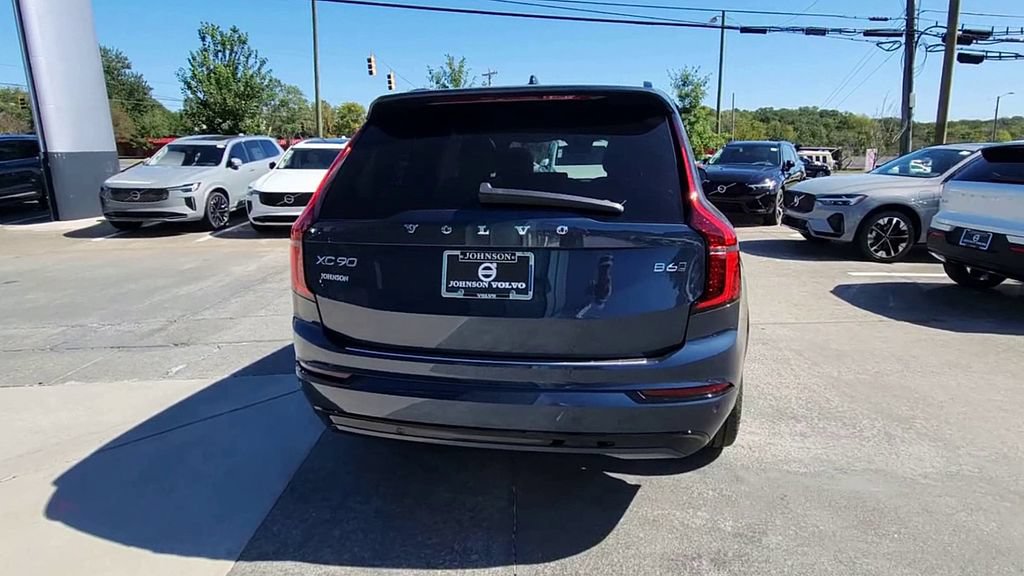 New 2026 Volvo XC90 B6 Ultra w/ Lounge Package AWD/4WD image 3