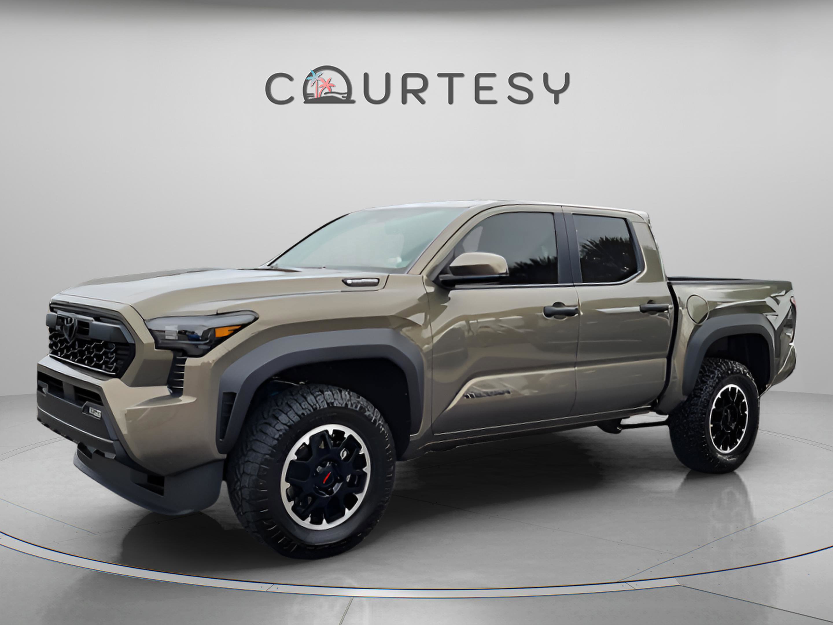Certified 2025 Toyota Tacoma TRD Off-Road image 1