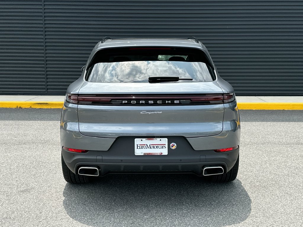 New 2026 Porsche Cayenne AWD/4WD image 17