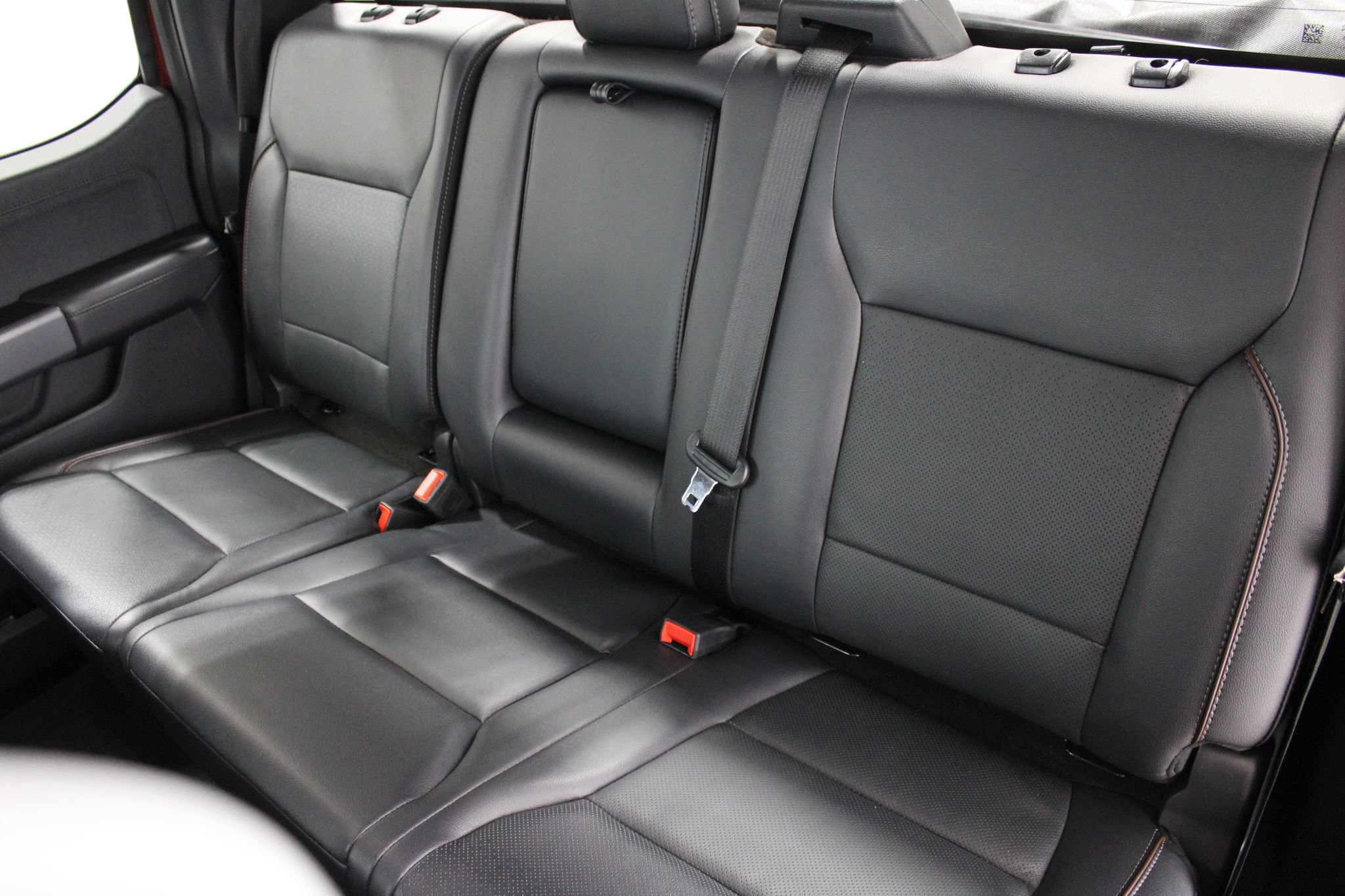 Used 2021 Ford F150 Lariat w/ Equipment Group 502A High AWD/4WD image 18
