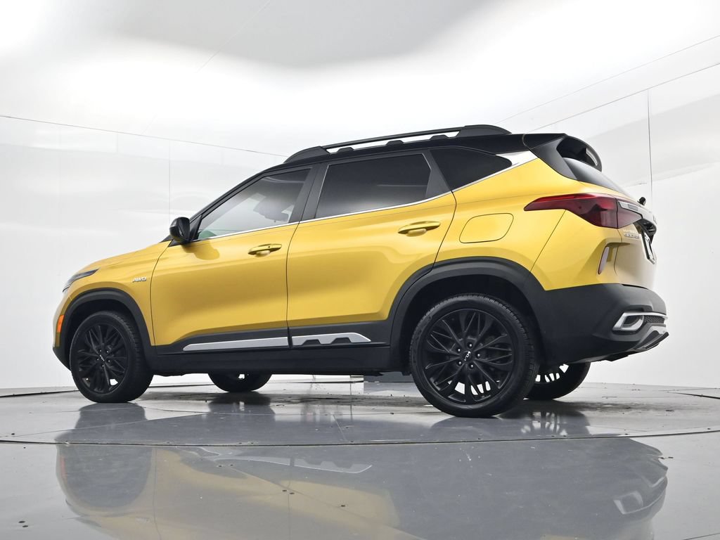 Certified 2023 Kia Seltos Nightfall Edition AWD/4WD image 41