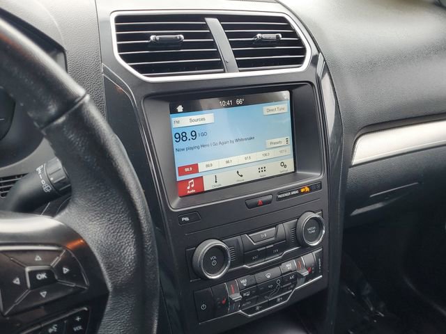 Certified 2018 Ford Explorer XLT w/ Equipment Group 202A image 27