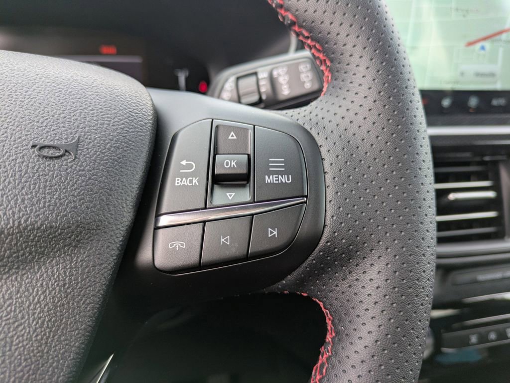 New 2026 Ford Escape ST-Line w/ Tech Pack #1 FWD image 31